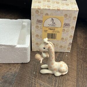 Precious Moments To Be With You Is Uplifting Giraffe Baby Figurine 522260 Box